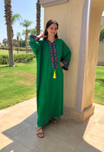 Load image into Gallery viewer, Green Kaftan - SW
