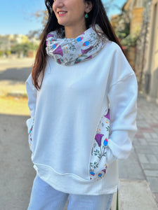 White Sweatshirt Lotus Flower - SW