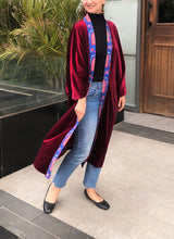 Load image into Gallery viewer, Red velvet Kimono - SW
