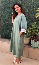 Load image into Gallery viewer, Teal linen dress - SW
